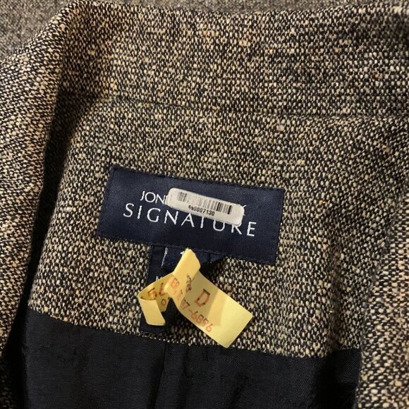 Jones New York Signature Sz 12. Lined. Long Sleeve. Professional Jacket. WTCW - Picture 6 of 7